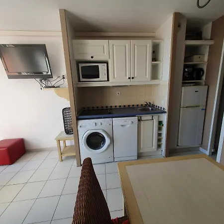 T2 Vue 50m De La A Giens Apartment